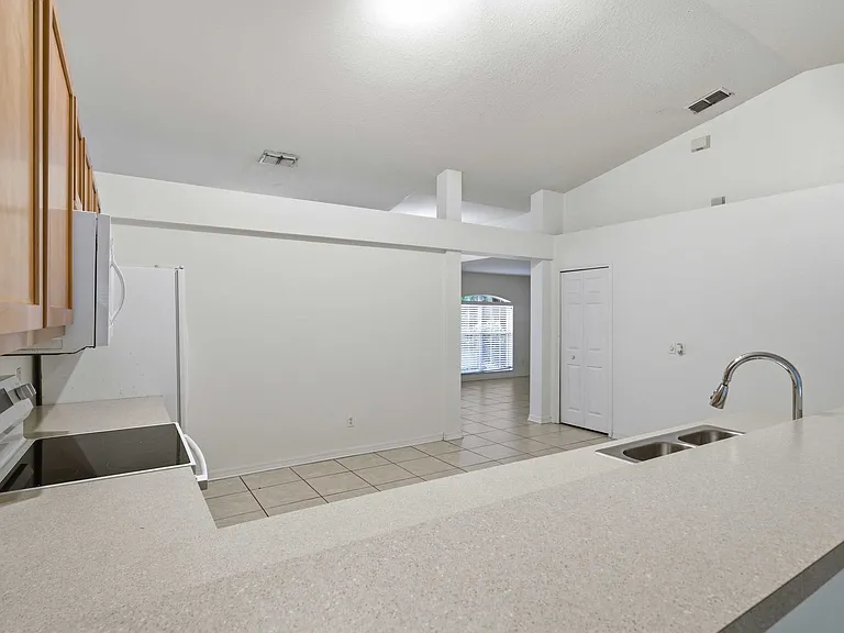 57 Pine Dr — Photo 24