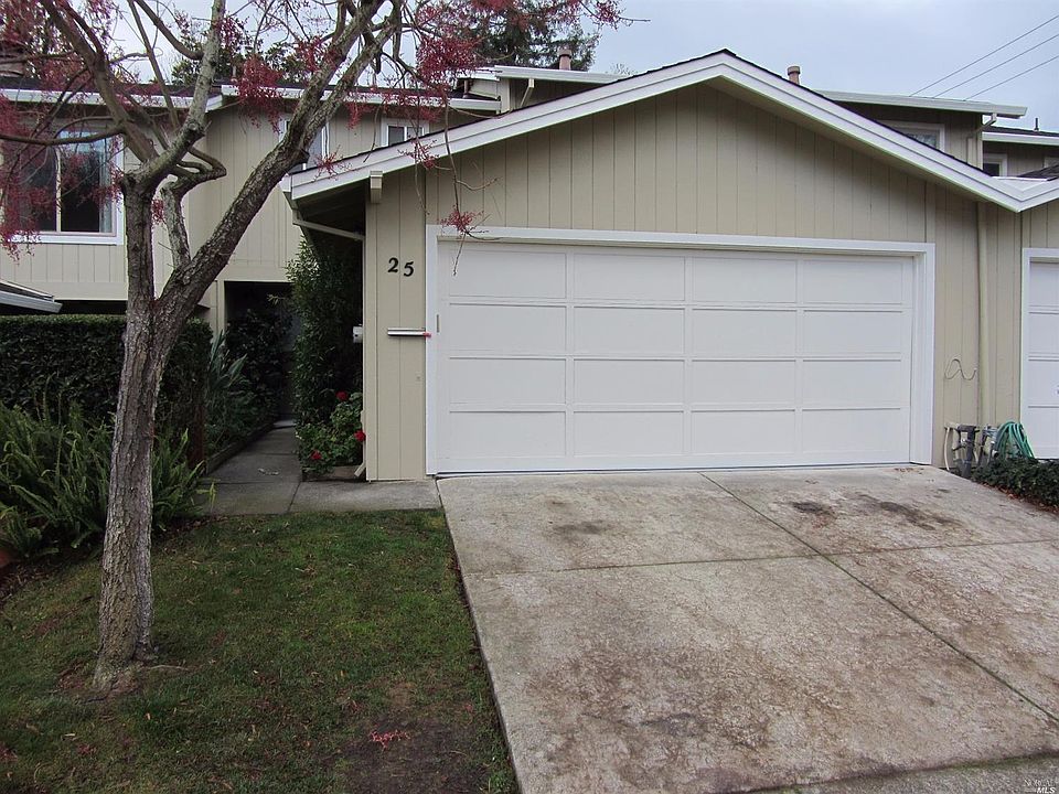 1st image of 25 Salvatore Dr