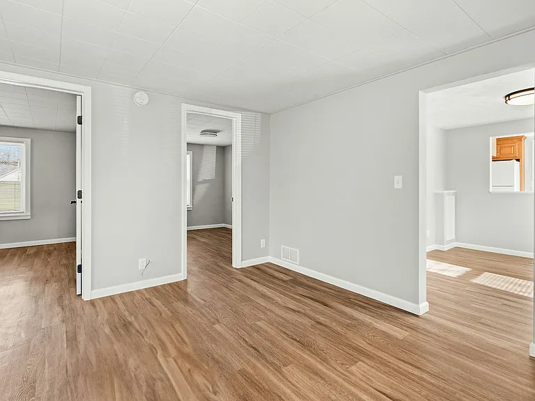 1508 Wilson St — Photo 18