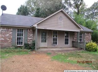 11039 Sunset Dr, Hernando, MS 38632