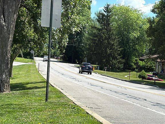 5th image of 3270 Grandview Rd