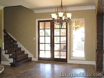 4th image of 2105 Miracle Pointe Dr
