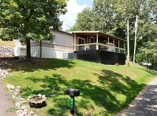 207 Tom Doom Rd, Grand Rivers, KY 42045