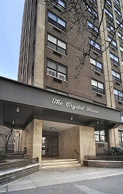 Sold by Citi Habitats | media 9