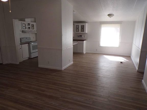 5th image of 351 Inwood Dr