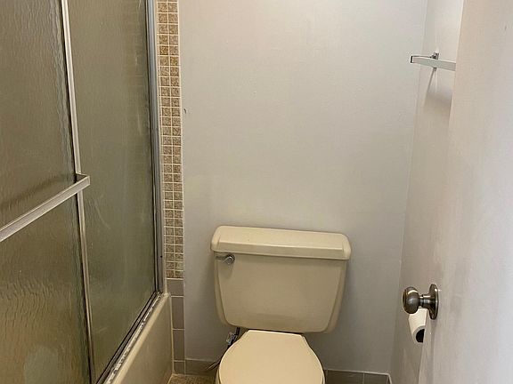 3rd image of 9150 Fontainebleau Blvd APT 108