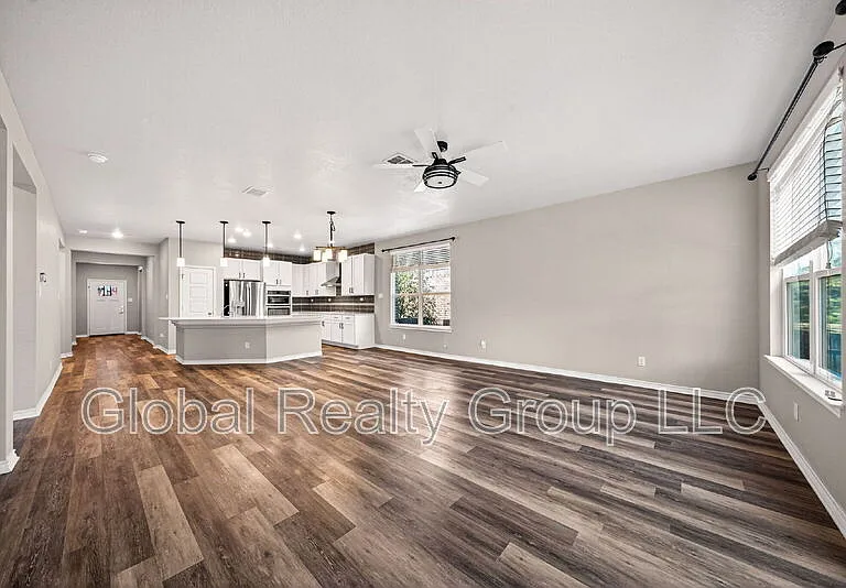 4610 Sebastian Oak — Photo 26