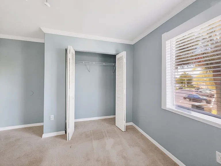3041 Sandpiper Bay Cir #H201 — Photo 28