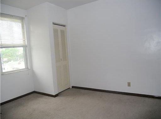 5th image of 2800 & 2802 Kenilworth Ave