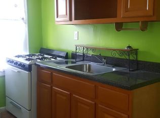 10427 129th St, South Richmond Hill, NY 11419