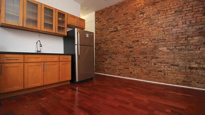 Rented by Nooklyn NYC LLC | media 15