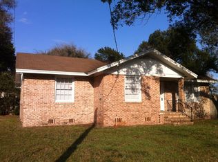 2325 Lake Shore Blvd, Jacksonville, FL 32210