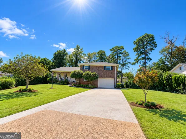 4025 Seven Hills Trl, Stone Mountain, GA 30083