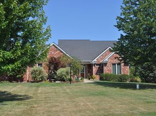 9825 Wood Bend Dr, Saline, MI