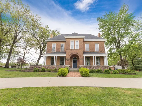 902 Gilman St, Moberly, MO 65270