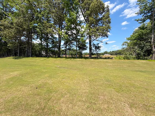 330 Ashland Dr SW — Photo 25