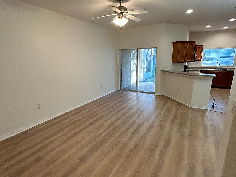9909 Palermo Breeze Way — Photo 10