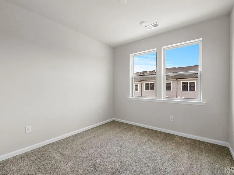 206 Lyla Ln — Photo 11