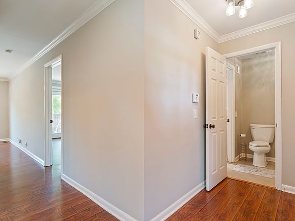 5th image of 721 Albar Dr