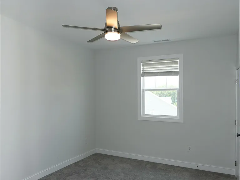 80 Two Creeks Loop — Photo 24