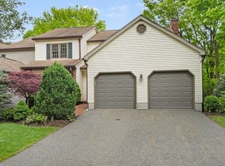 76 Goldfinch Dr, Hackettstown, NJ 07840