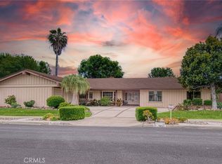 1212 Castlegate Ln, Santa Ana, CA 92705