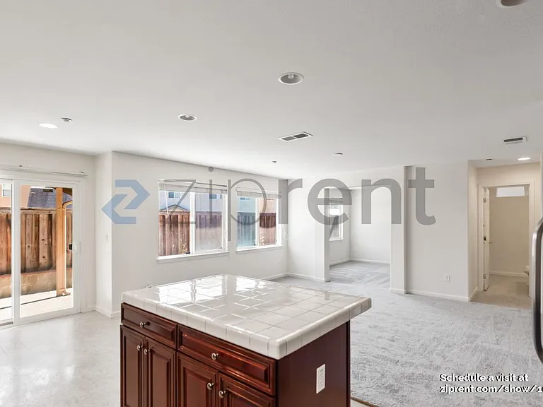 419 Malcolm Dr — Photo 19