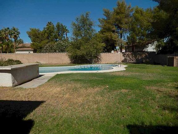 4th image of 2840 Horseshoe Dr