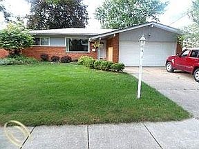1st image of 34840 Grove Dr
