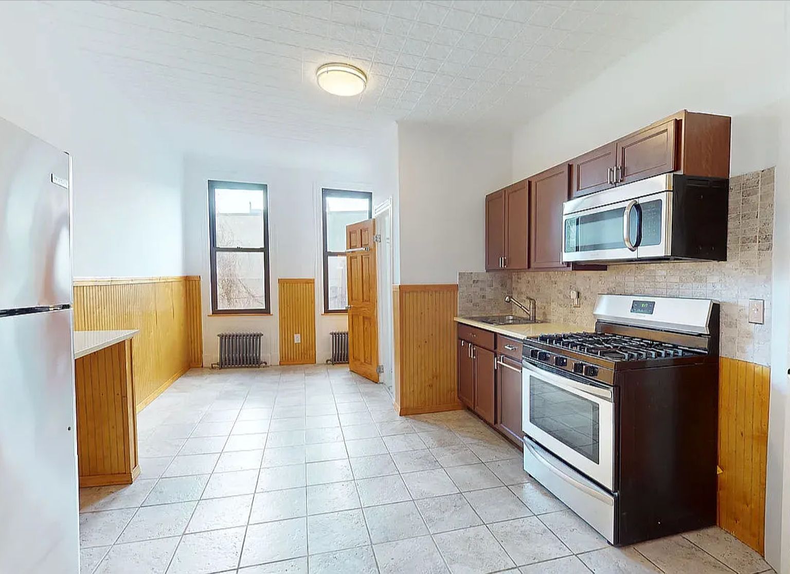 678 Woodward Ave #3, Ridgewood, NY 11385 | Zillow