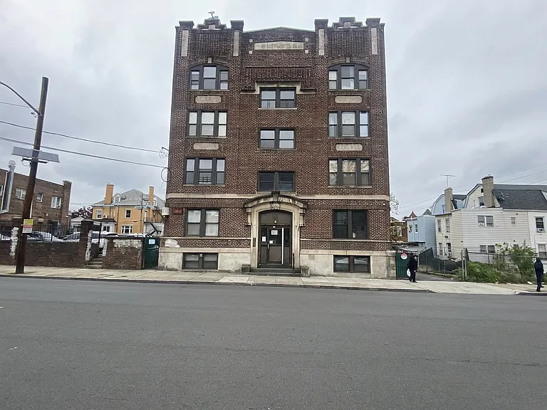387 4th Ave #3A — Photo 14