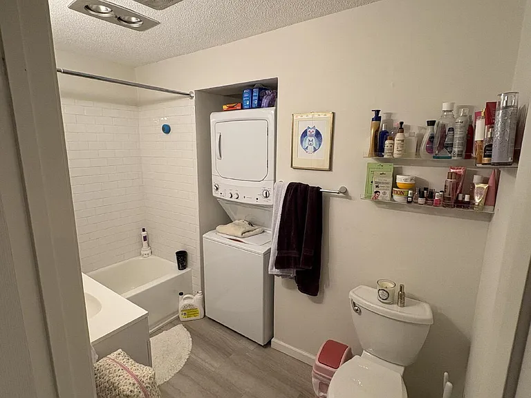 1026 Southpark Dr #2-A — Photo 8