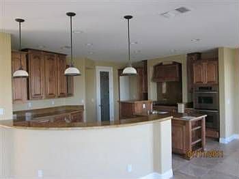 5th image of 4921 Waterstone Dr