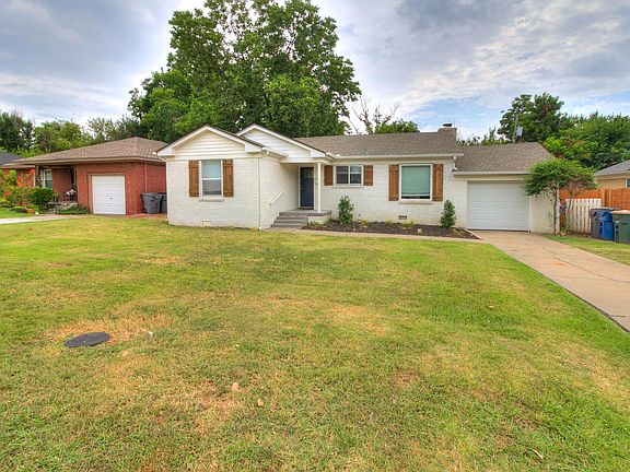 4th image of 1414 Oxford Way