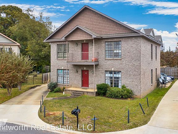 2nd image of 862 Parkview Dr #B
