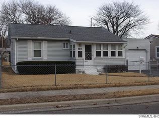 220 Rohm Pl, Roxana, IL 62084