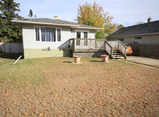 5305 W 56th St, Taber, AB T1G1L8