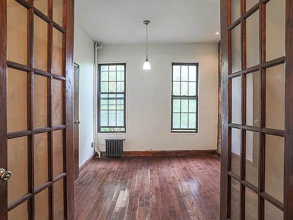 5th image of 71 Grand Ave #2R
