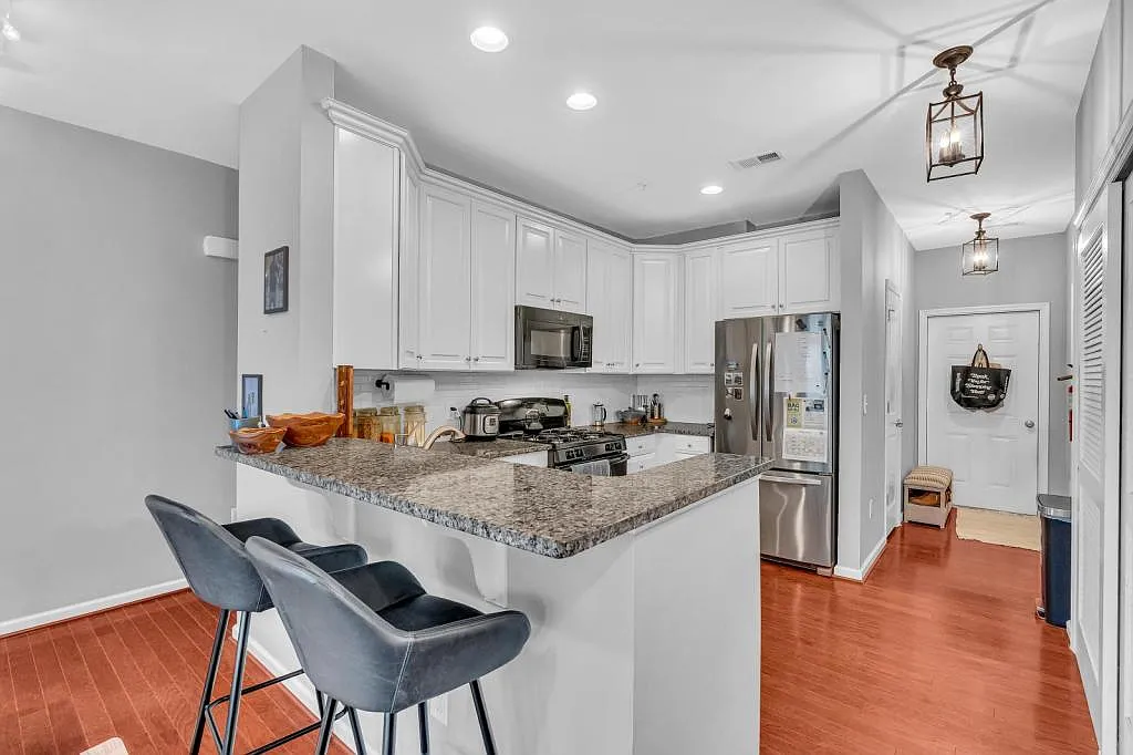 44 Kyle Drive — Photo 3