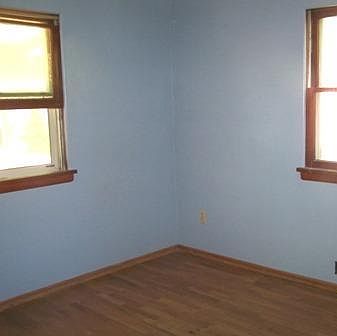 2nd image of 206 N 5th St