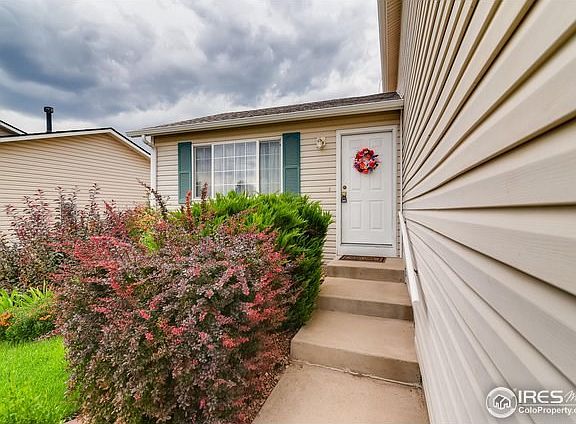 3rd image of 3905 Dove Ln