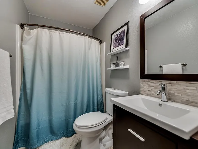 8801 Clearlake Dr — Photo 23