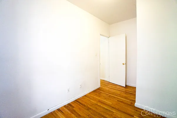 Rented by City Connections Realty | media 23