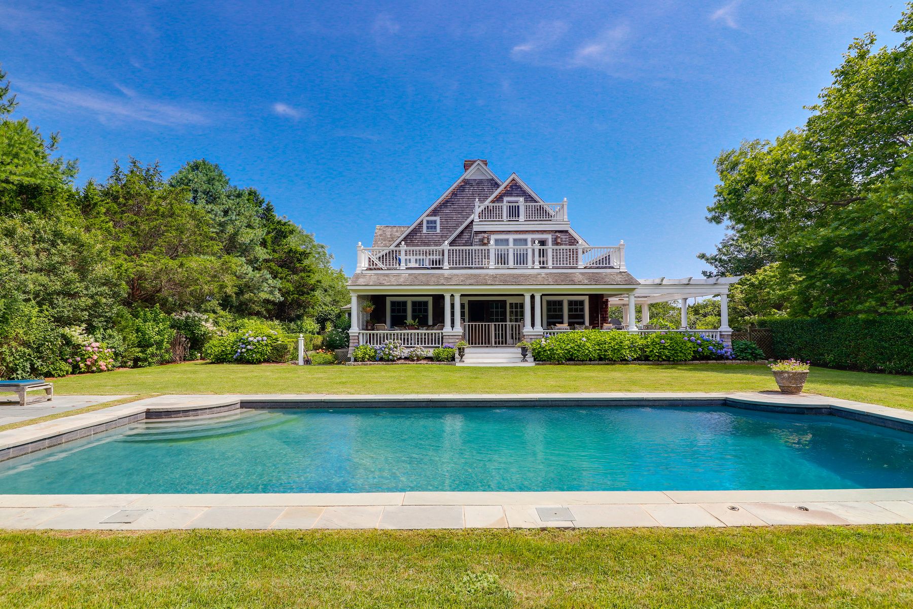 332 Bluff Rd in Amagansett | Out East