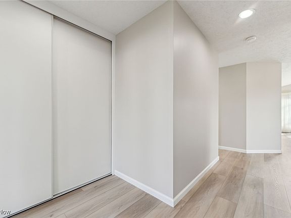 5th image of 32781 Bridgestone Dr