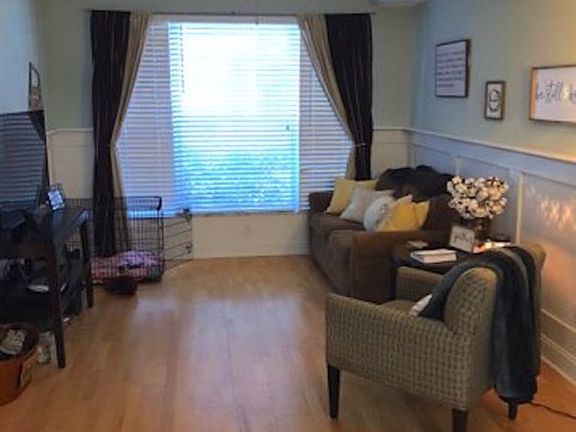 2nd image of 33113 Harbour Vista Cir