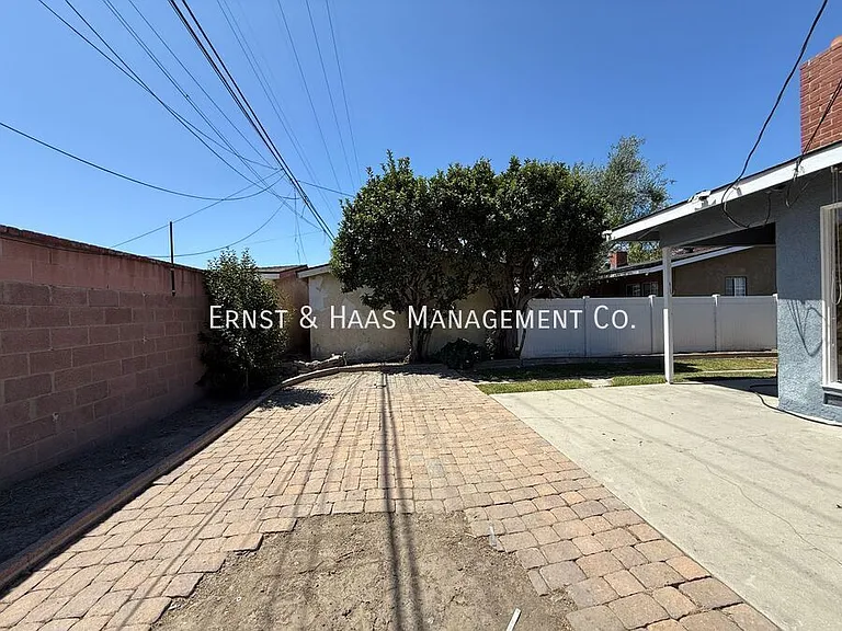 2862 Knoxville Ave — Photo 22