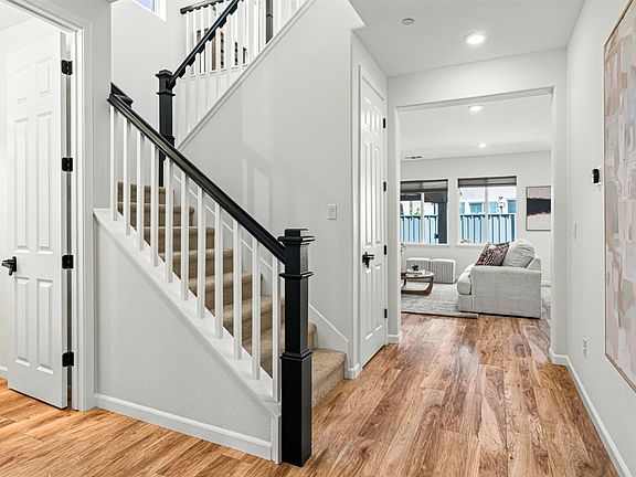 4th image of 5530 Kennedy Place