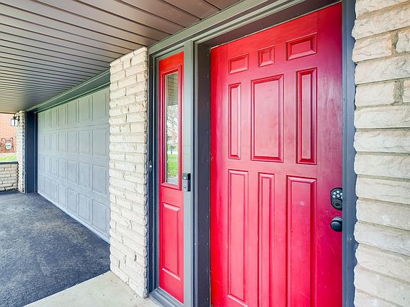 3rd image of 3567 Braidwood Dr