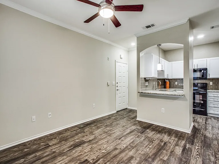 Palomino Pearl (Home Interior Style)